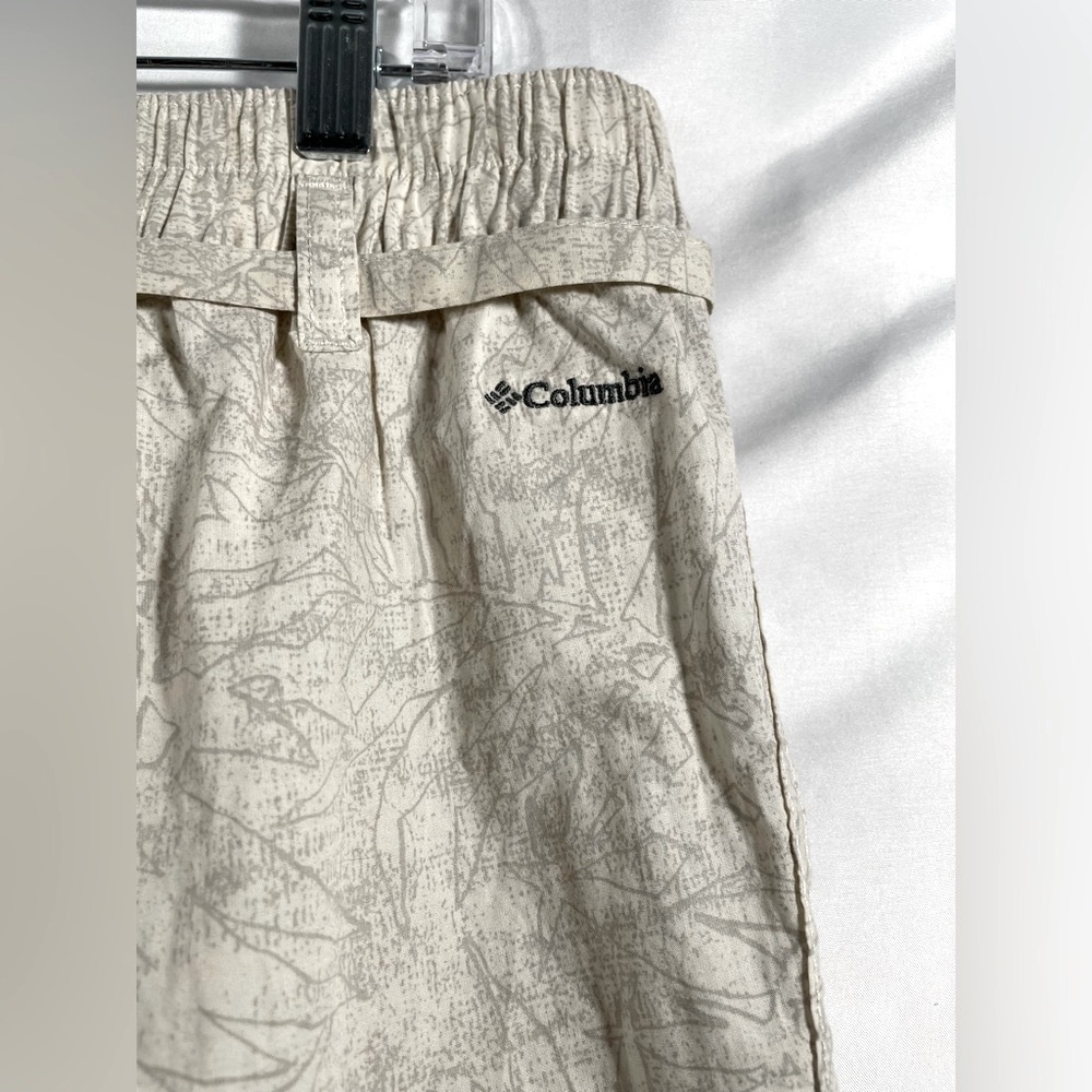 Columbia Summer Chill Womens Shorts Casual Lightweight Outdoor Active Sz L - Picture 7 of 12